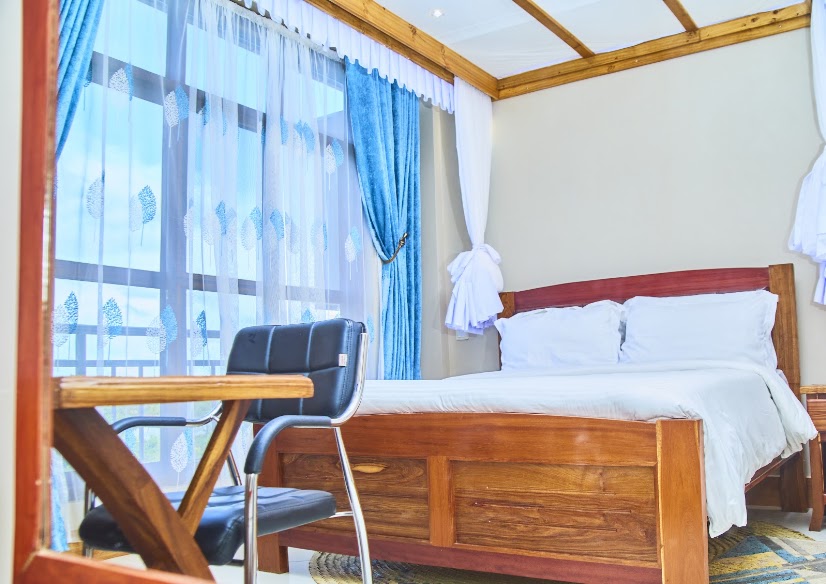 Peak Hotel