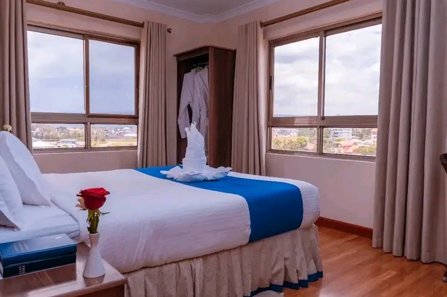 Buraha Zenoni Hotel & Resort