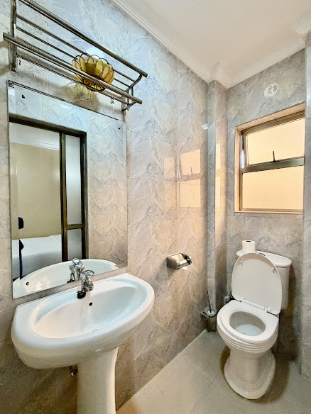 Buraha Zenoni Hotel & Resort