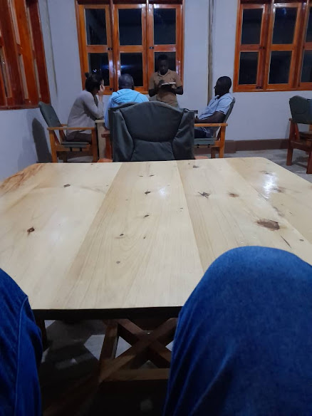 Gorilla Bluff Lodge
