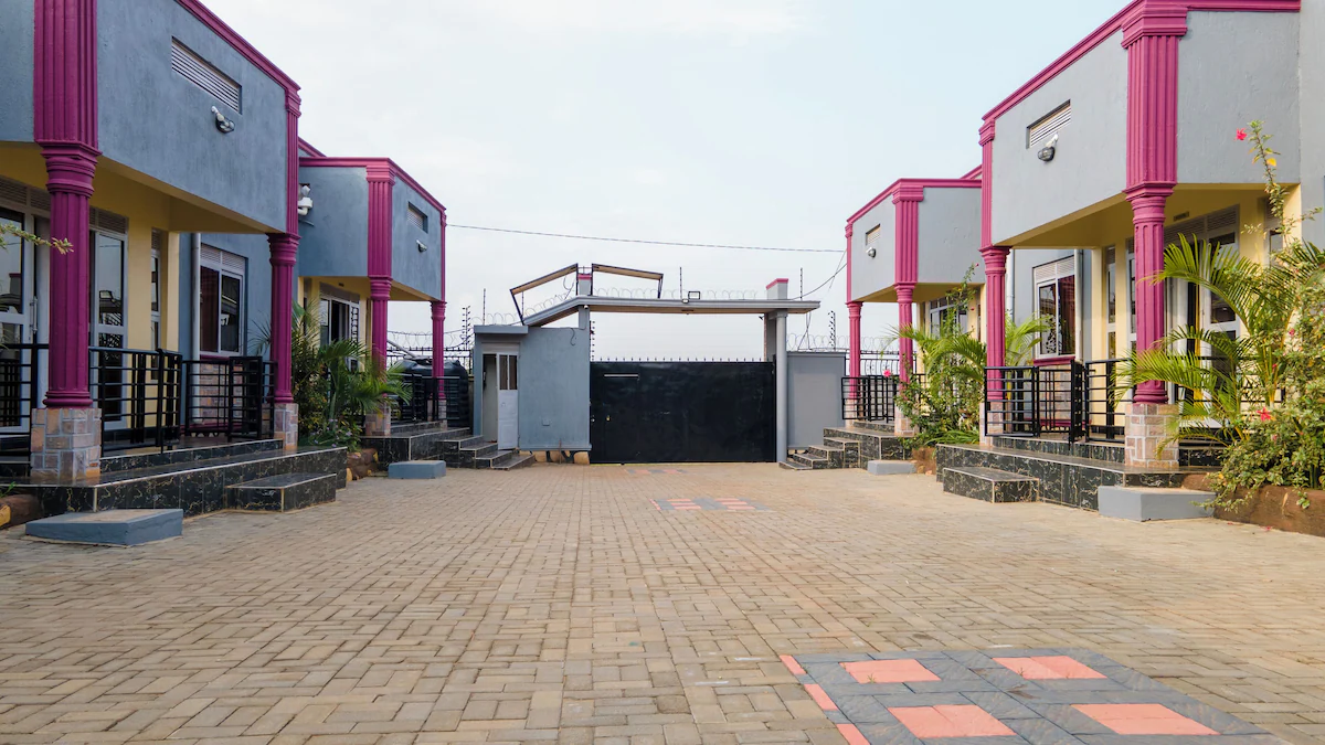 Richy Hotels And Safaris
