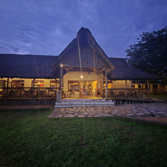 Pakuba Safari Lodge