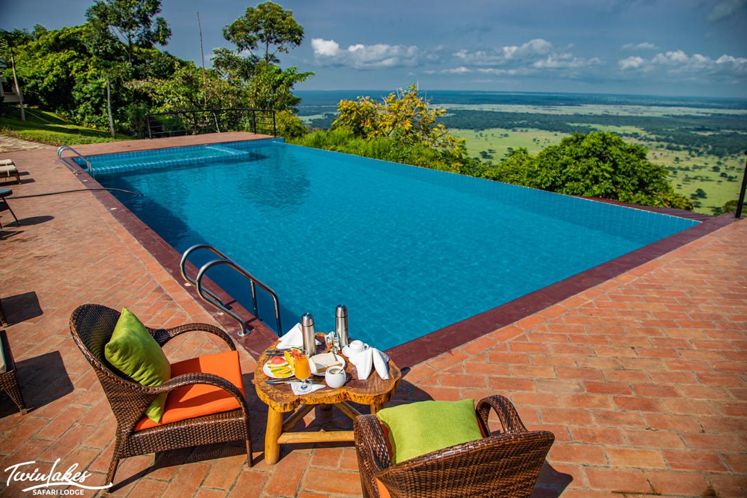 Twin Lake Safari Lodge