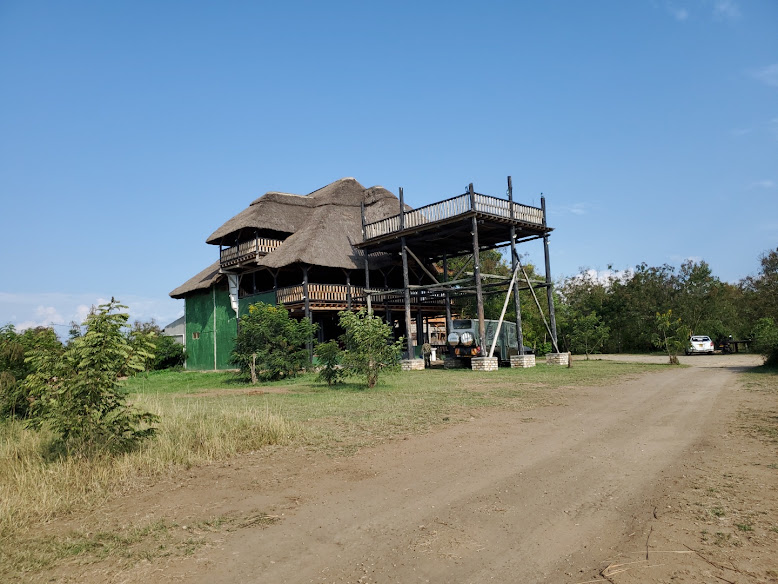 Enshama Game Lodge & Campsite