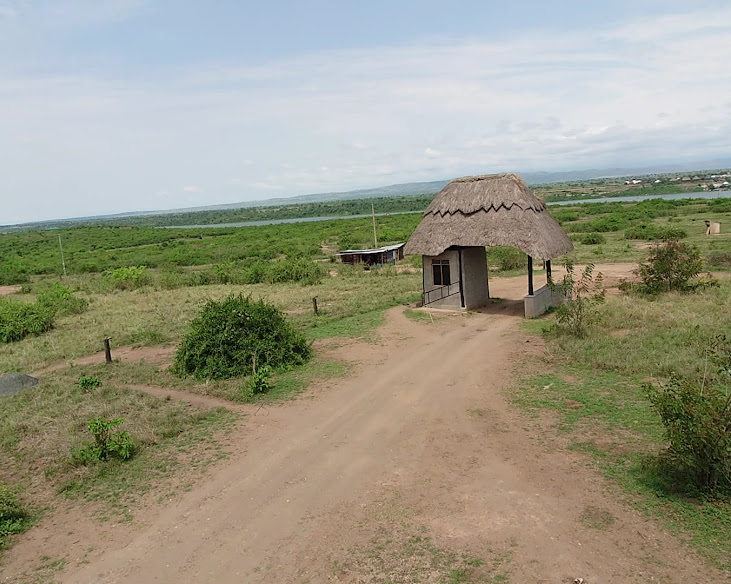 Enshama Game Lodge & Campsite