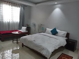 Orchard Grand Hotel