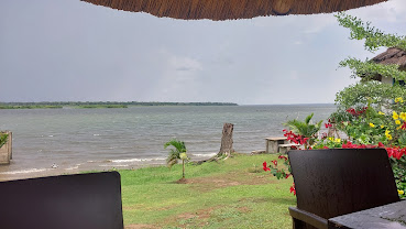Gipiri & Labongo Safari Lodge