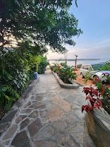 Gipiri & Labongo Safari Lodge