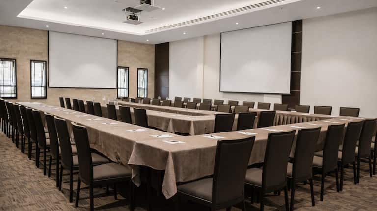 DoubleTree By Hilton Nairobi Hurlingham